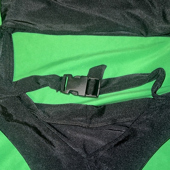 PrettyLittleThing Elegant Black Tube Swimsuit size 6 - Picture 5 of 8